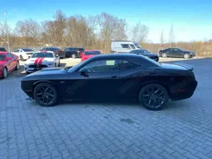 Dodge Challenger SXT NAVI Kamera Leder Sitzheizung 20 Zoll