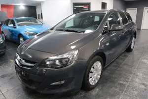 Opel Astra J Sports Tourer Style*Pdc*Tempom*Navi*Shz*