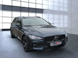 Volvo V60 B4 (Benzin) Plus Dark Automatik Bluetooth Navi Bild 5