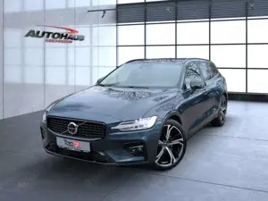 Volvo V60 B4 (Benzin) Plus Dark Automatik Bluetooth Navi Bild 2