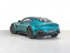 Aston Martin V8 Vantage -Podium Green- Bild 2