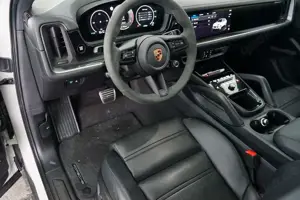 Porsche Cayenne Coupe E-Hybrid/Kreide/P-Display/HUD/AHK Bild 4