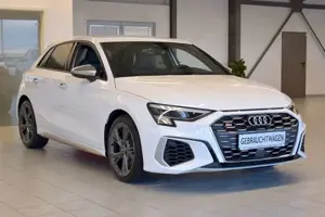 Audi S3 Sportback 2.0 TFSI quattro/LED/VIRTUAL/CARPLA
