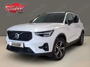 Volvo XC40 B3 Plus Dark Navi ACC LED 360° Pano-Schiebedach