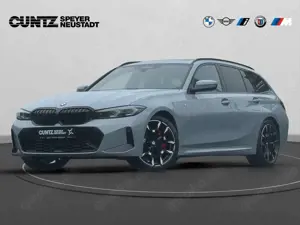 BMW 320 i Touring M Sportpaket Pro HK