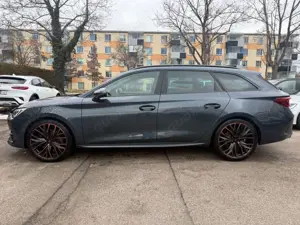 CUPRA Leon Sportstou VZ 4Drive AUT~Beats~Memo~Amb~ACC Bild 2