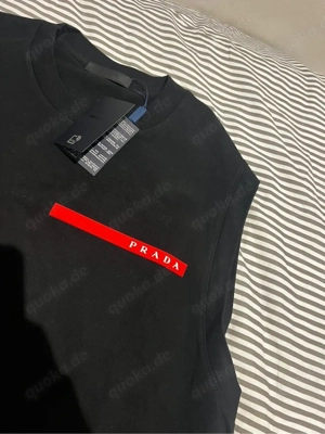 prada unterhemd 80 euro nur heute !!! Bild 2