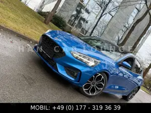 Ford Focus Lim. ST-Line*AUTOMATIK*PANO*HUD*BO*ACC*LE