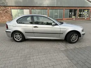 BMW 316 316ti Bild 4