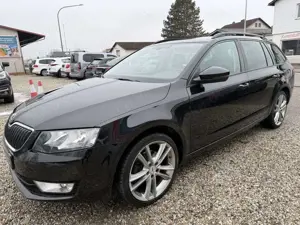 Skoda Octavia 2.0 TDi DSG Navi Sitzheizung 1.HAND PDC Bild 1