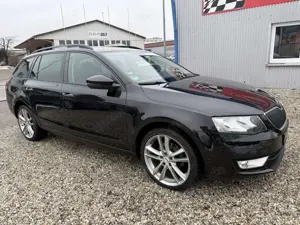 Skoda Octavia 2.0 TDi DSG Navi Sitzheizung 1.HAND PDC Bild 4