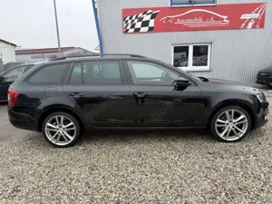 Skoda Octavia 2.0 TDi DSG Navi Sitzheizung 1.HAND PDC Bild 5