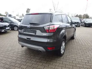 Ford Kuga 182PS Autm. Titanium 4x4 Pano ParkAssist Bild 5