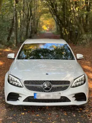Mercedes-Benz C 300 T 9G-TRONIC AMG Line