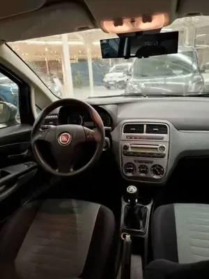 Fiat Punto Punto 1.4 8V Dynamic Bild 5