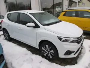 Dacia Sandero Expression TCE 90 Klima PDC hinten Bluetooth