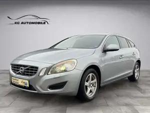 Volvo V60 Kombi Ocean Race 2.0 D SERVICE NEU