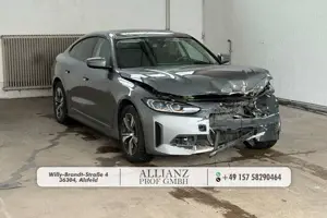 BMW i4 40e H/K Laser DriveASS ACC 360 3-Zonen UNFALL