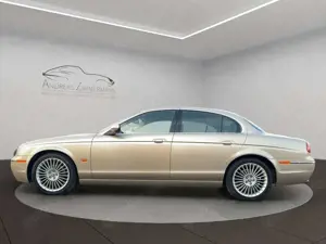Jaguar S-Type 3.0 V6 Executive TOPAZ-GOLD/BLACK! Bild 3