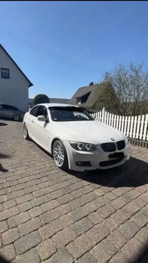 BMW 330 330d