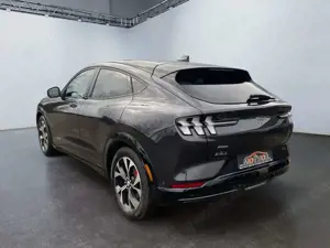 Ford Mustang Mach-E AWD Extended Range ACC PDC BO Bild 4