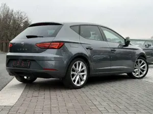 SEAT Leon FR Navi Rkam Unfallfrei Performance 2.Hand LED TOP Bild 2