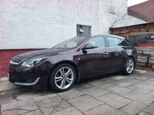 Opel Insignia Insignia ST Bus. Innov. TUV Neu, Pano Dach, AHK,