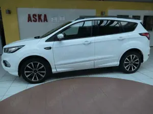 Ford Kuga ST-Line*4x4*Autom.*LM*NAVI*AHK*RFK*el Heckk