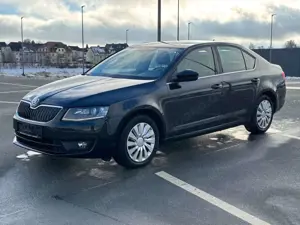 Skoda Octavia 2.0 TDI 150 PS Lim. Elegance TÜV 12/2027
