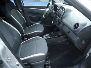 Dacia Spring Essential KLIMA PDC KAMERA NAVI Bild 2