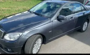 Mercedes-Benz C 180 CGI Automatik