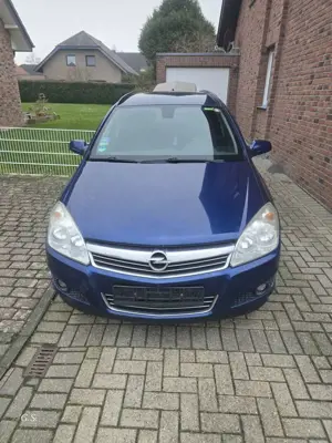 Opel Astra Astra 1.4 Caravan Edition / AUTOGAS LPG,KLIMA,AHK