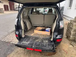 Mitsubishi Outlander 2.2 DI-D 4WD Intense Bild 4