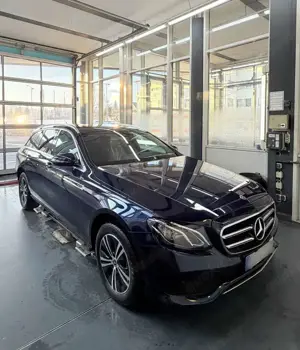 Mercedes-Benz E 220 d T 9G-TRONIC Avantgarde