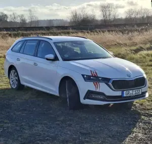 Skoda Octavia Combi 2.0 TDI DSG First Edition