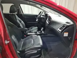 Kia Ceed SW / cee'd SW 1.6 PHEV*Platinum*LED*ACC*CAM* Bild 4