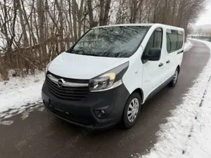 Opel Vivaro B Kombi L1H1 Klima Tempomat 2xSchiebetür