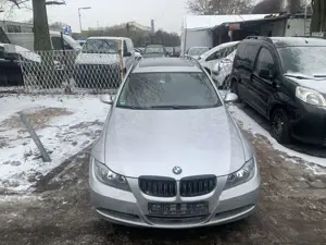 BMW 320 320i+Klima+Auto1A+1Jahr Garantie Motor+Getriebe