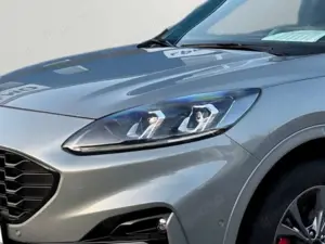 Ford Kuga PHEV ST-Line X Ganzjahresreifen + Fahrerassistenz- Bild 5