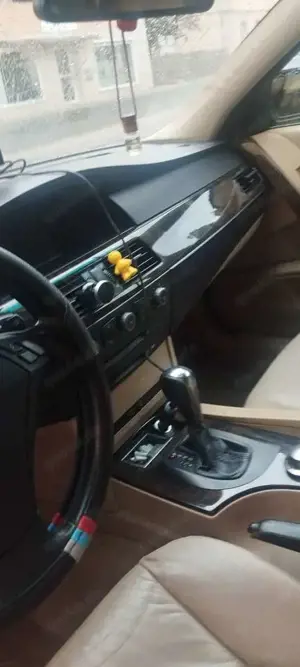 BMW 530 530d Touring Bild 5