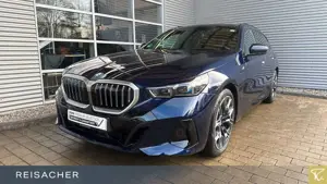 BMW 530 e A xDrive Tou M-Sport NAVI 360° HUD Pano ACC