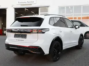 Volkswagen Tiguan "R-LINE" 1,5 l eTSI 7-Gang-DSG Bild 2