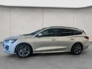 Ford Focus Turnier 1.0 EcoBoost Hybrid Aut. ST-LINE X Bild 2