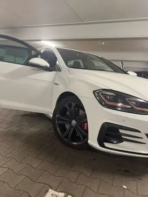 Volkswagen Golf GTI GTI Performance BMT/Start-Stopp Bild 5