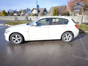 BMW 120 1er (5-Türer) 120i Aut. Sport Line Bild 4