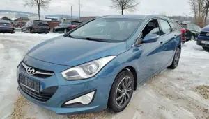 Hyundai i40 1.6i cw 5 Star Edition PDC* AHK*