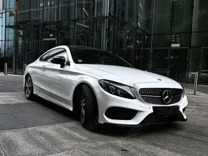 Mercedes-Benz C 300 Coupe 9G-TRONIC AMG Line
