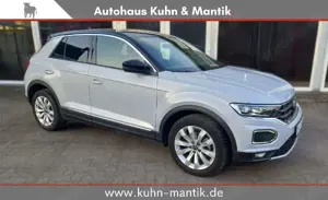 Volkswagen T-Roc Sport 1.5 TSI NAVI ACC RFK LED SHZ PDC
