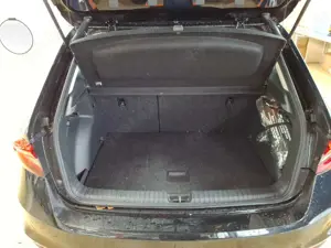 Skoda Fabia Tour Selection 1.0TSI DSG Navi SHZ LED Bild 5