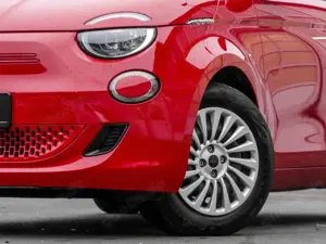 Fiat 500e 500 RED*Kamera*PDC*SHZ*CarPlay*Klimaautomatik* Bild 5